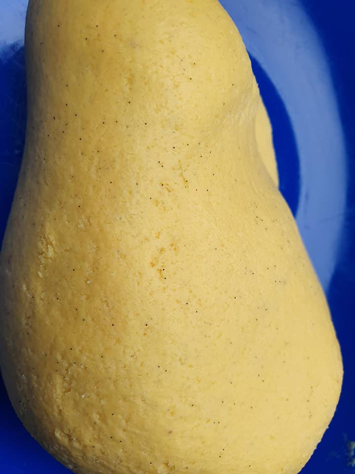 Créez une pâte à modeler parfumée à la vanille Babilou